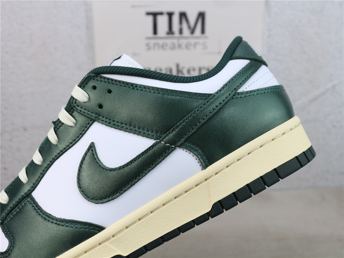 M Batch Nike Dunk Low Vintage Green DQ8580-100